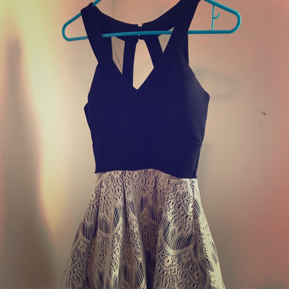 Short dress